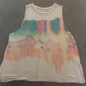 Pastel graphic muscle tee